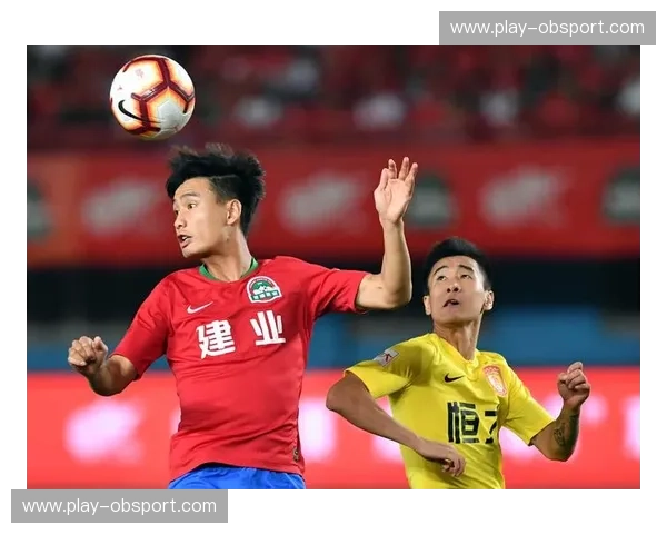 穿越时空的绿茵对决：重温建业vs恒大录像，找回中国足球最热血的记忆